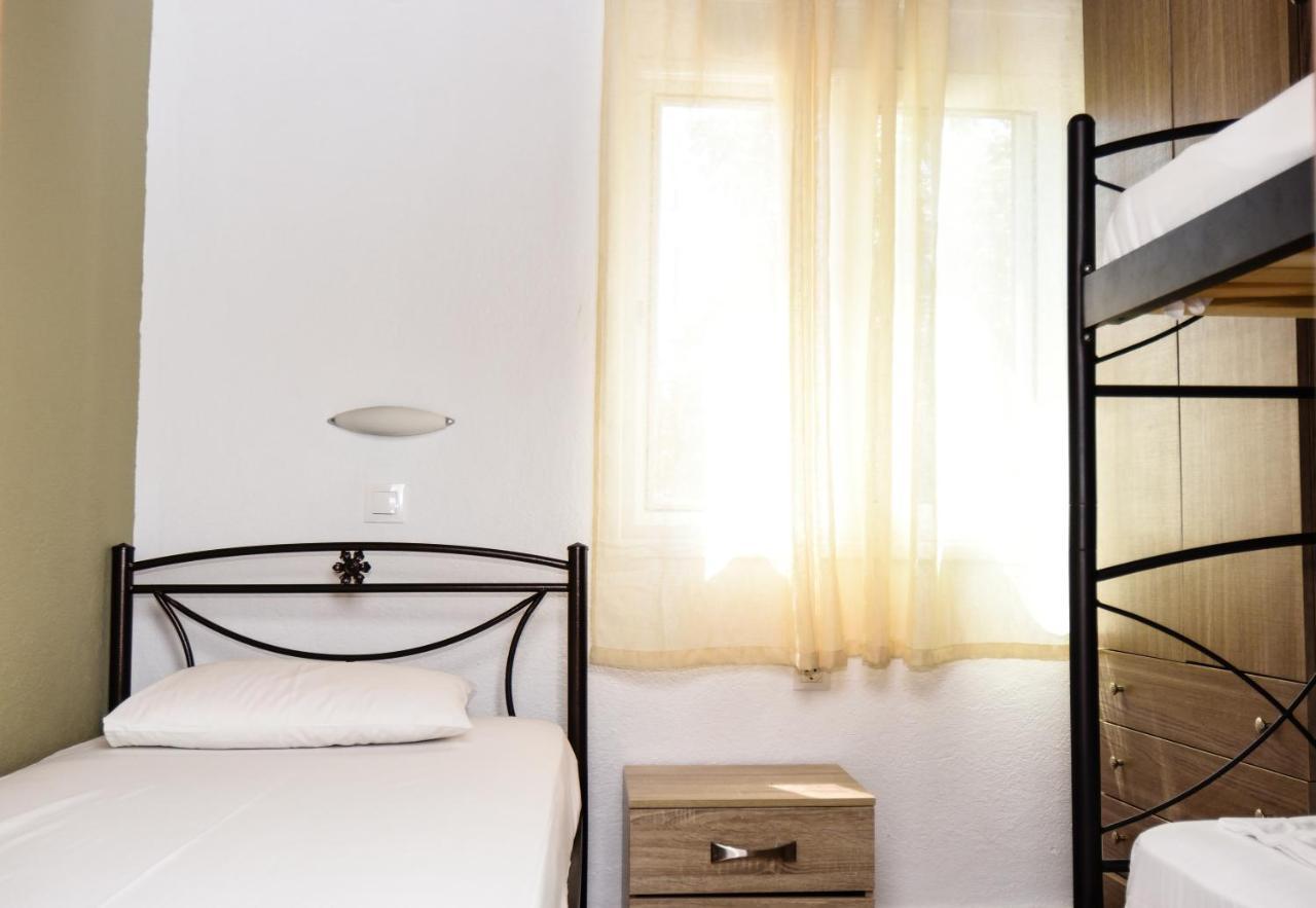 Anna Pousi Studios & Apartment Ormos Panagias Exteriér fotografie