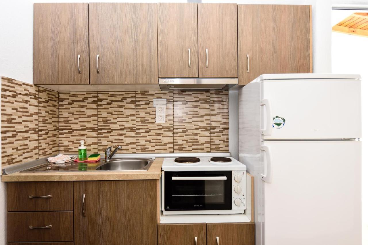 Anna Pousi Studios & Apartment Ormos Panagias Exteriér fotografie