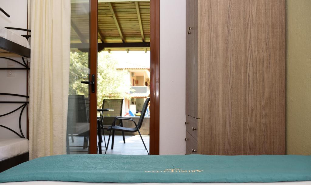Anna Pousi Studios & Apartment Ormos Panagias Exteriér fotografie